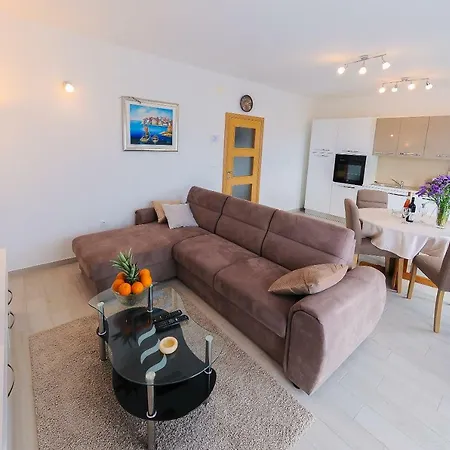Petar Apartment Kastela