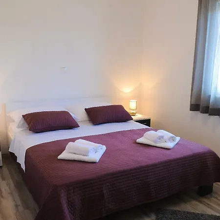 Apartment Petar *